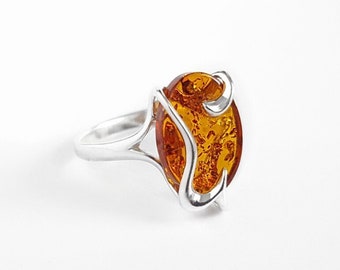 Pastille Baltic Amber Ring, Modern Amber Stone Ring, Sterling Silver and Amber Ring, Small Oval Amber Ring, Cognac Amber Ring, Amber Jewelry