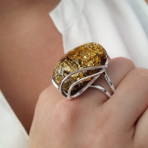 Luxury Green Baltic Amber Ring, Adjustable Green Amber Ring, Silver and Amber Ring, Green Stone Ring, Oval Amber Ring, Modern Amber Ring