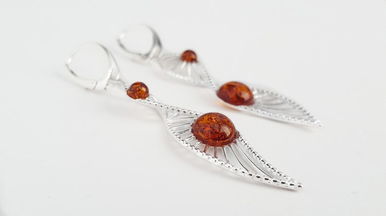 Boucles doreilles en ambre Long Drop, boucles doreilles en argent sterling et ambre, boucles doreilles modernes en ambre baltique, boucles doreilles en ambre classiques, boucles doreilles en pierre longue image 4