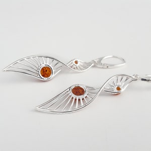 Boucles doreilles en ambre Long Drop, boucles doreilles en argent sterling et ambre, boucles doreilles modernes en ambre baltique, boucles doreilles en ambre classiques, boucles doreilles en pierre longue image 8