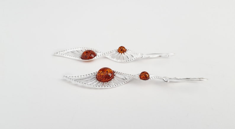 Boucles doreilles en ambre Long Drop, boucles doreilles en argent sterling et ambre, boucles doreilles modernes en ambre baltique, boucles doreilles en ambre classiques, boucles doreilles en pierre longue image 6