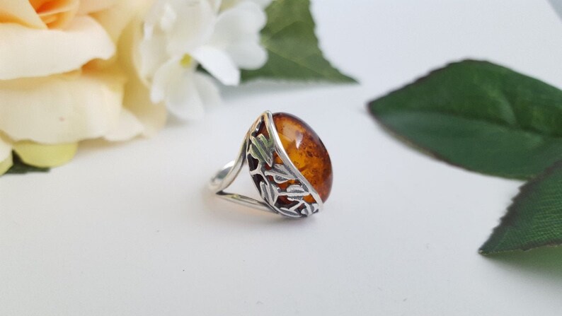 Fashion Baltic Amber Ring, Modern Amber Ring, Oval Amber Stone Ring, Modern Amber and Silver, Silver Shell Ring, Handmade Baltic Amber Ring image 1