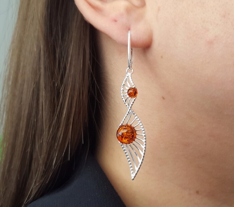 Boucles doreilles en ambre Long Drop, boucles doreilles en argent sterling et ambre, boucles doreilles modernes en ambre baltique, boucles doreilles en ambre classiques, boucles doreilles en pierre longue image 2