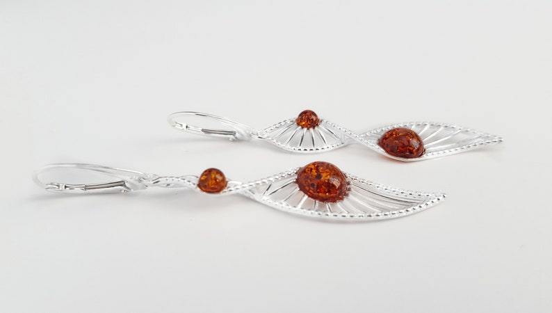 Boucles doreilles en ambre Long Drop, boucles doreilles en argent sterling et ambre, boucles doreilles modernes en ambre baltique, boucles doreilles en ambre classiques, boucles doreilles en pierre longue image 5