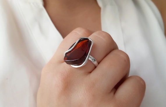 Unique Red Baltic Amber Cherry Red Amber Ring Adjustable Red Amber Stone Ring Oval Stone Ring Adjustable Red Ring Red Stone Ring Etsy
