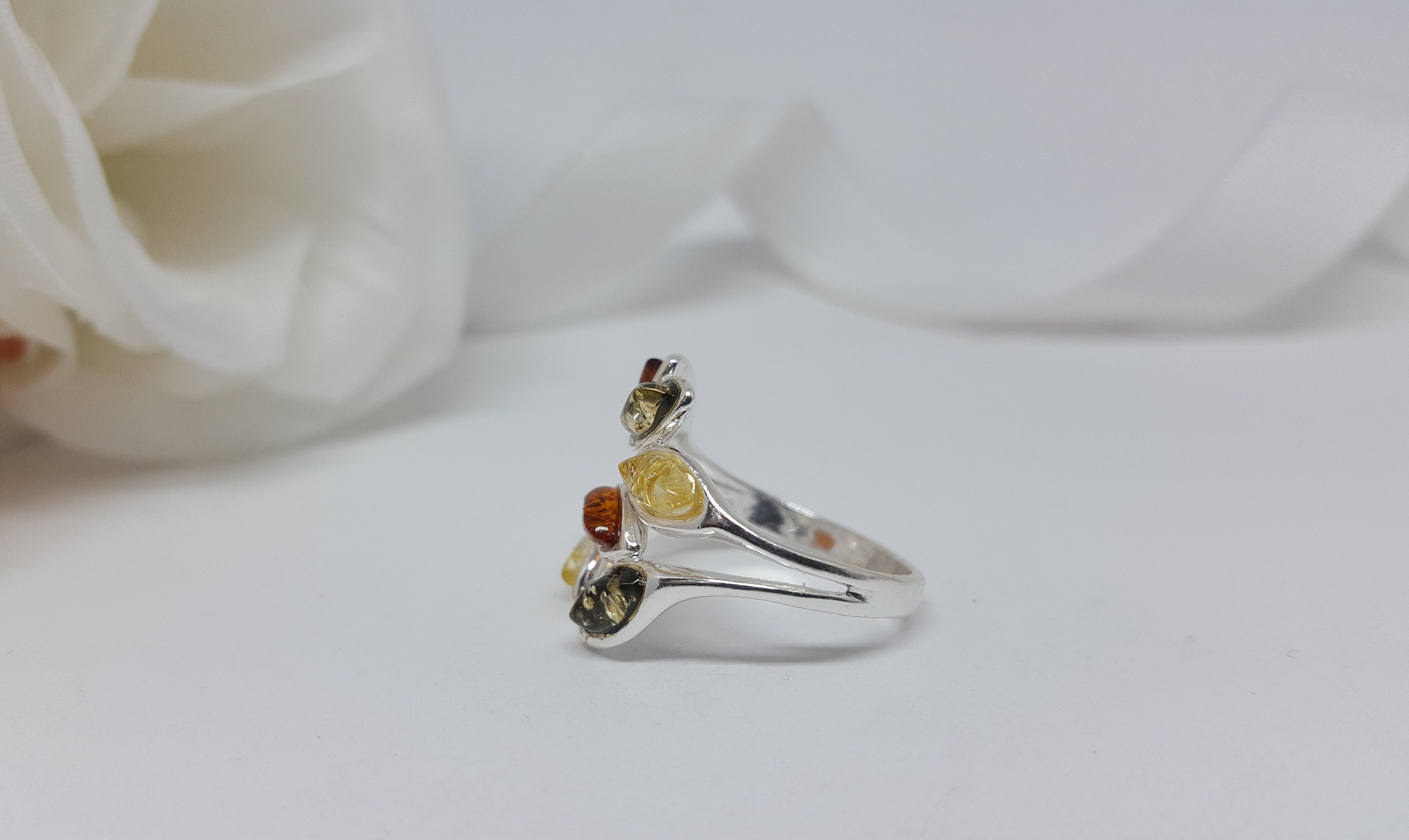 Anello di deals ambra