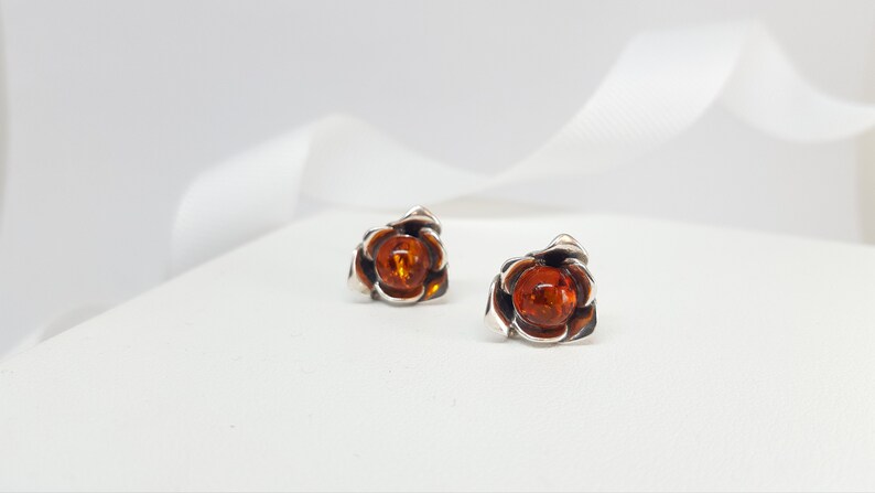Floral Earrings Silver Stud Earrings Baltic Amber Earrings Amber Rose Earrings Stud Flower Earrings Amber Studs Amber Flower Earrings