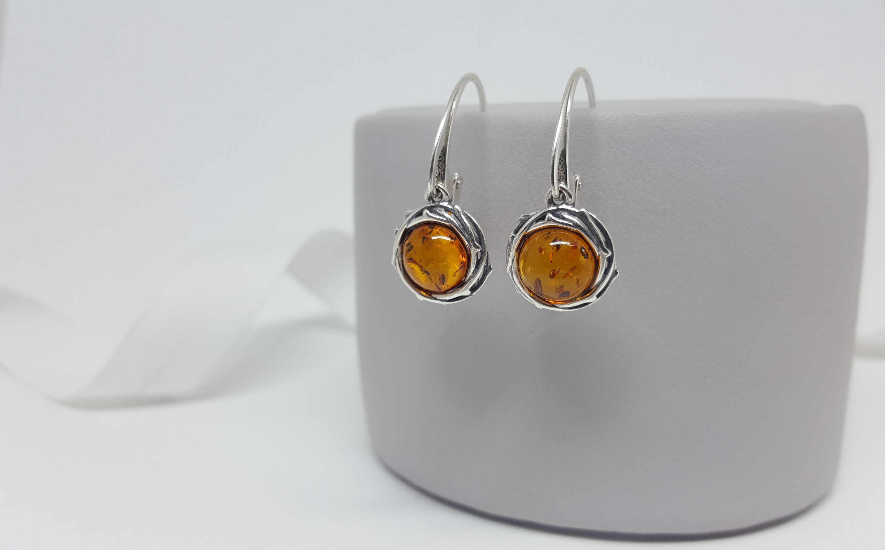 Sterling Silverr Amber Round Donut Earrings Sterling Silverr Amber Round Donut Earrings