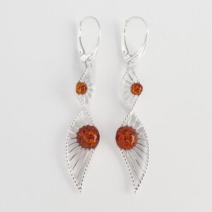 Boucles doreilles en ambre Long Drop, boucles doreilles en argent sterling et ambre, boucles doreilles modernes en ambre baltique, boucles doreilles en ambre classiques, boucles doreilles en pierre longue image 7