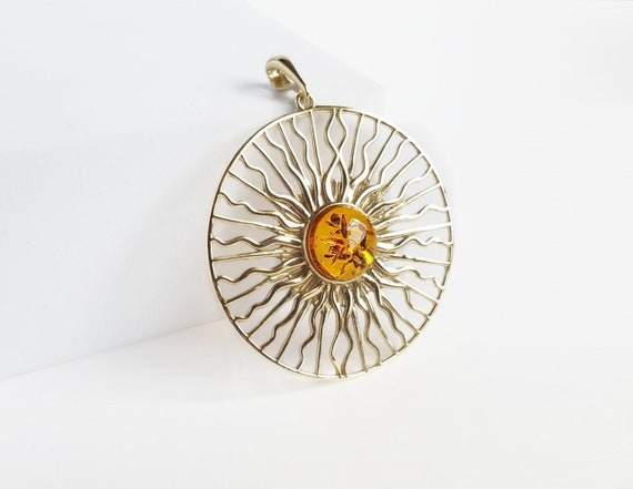 Baltic Amber Encircled Heart Necklace Baltic Amber Encircled Heart Necklace