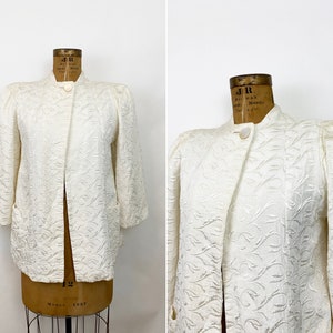 40s Ivory Embroidered Bed Jacket Rayon Structured Shoulders Blazer Topper Wedding White Floral Small/Medium