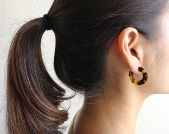 Hera Dark Brown Tortoise Earrings, Tortoise Shell Earrings, Tortoise Shell Hoop Earrings, Tortoise Hoop Earrings, Minimalist Hoop Earrings