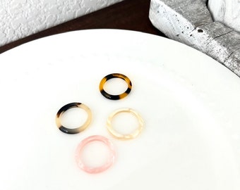 Tortoise Shell Acetate Ring, Minimalist Stacking Ring, Acrylic Ring, Resin Ring, Everyday Wear Ring, High Quality Cellulose Acetate Ring