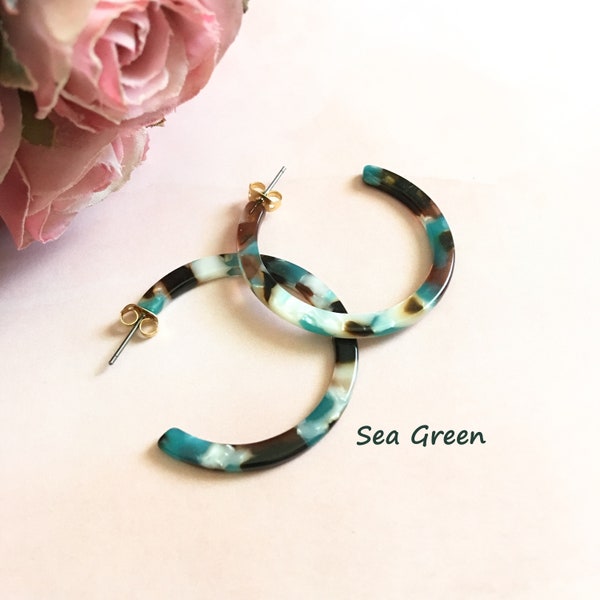 Sea Green Tortoise Hoop Earrings, Lightweight Tortoise Shell Hoop Earrings, Dainty Hoop Earrings, Minimalist Hoop Earrings, Statement Hoops