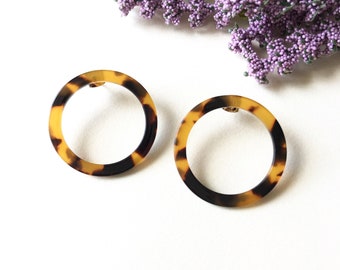 Ivy Circle Brown Tortoiseshell Stud Earrings, Tortoise Shell Stud Earrings, Acetate Stud Earrings, Geometric Earrings, Resin Stud Earrings