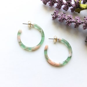 Brea Green Peach Tortoise Hoop Earrings, Tortoise Shell Hoop Earrings, Acetate Hoop Earrings, Statement Hoop Earrings, Resin Hoop Earrings