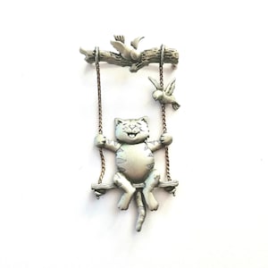 Crazy cat lady gift Cat lover jewelry costume brooch pin JJ Jonette Vintage brooch pewter Cat accessories jewelry Animal lover gift for her