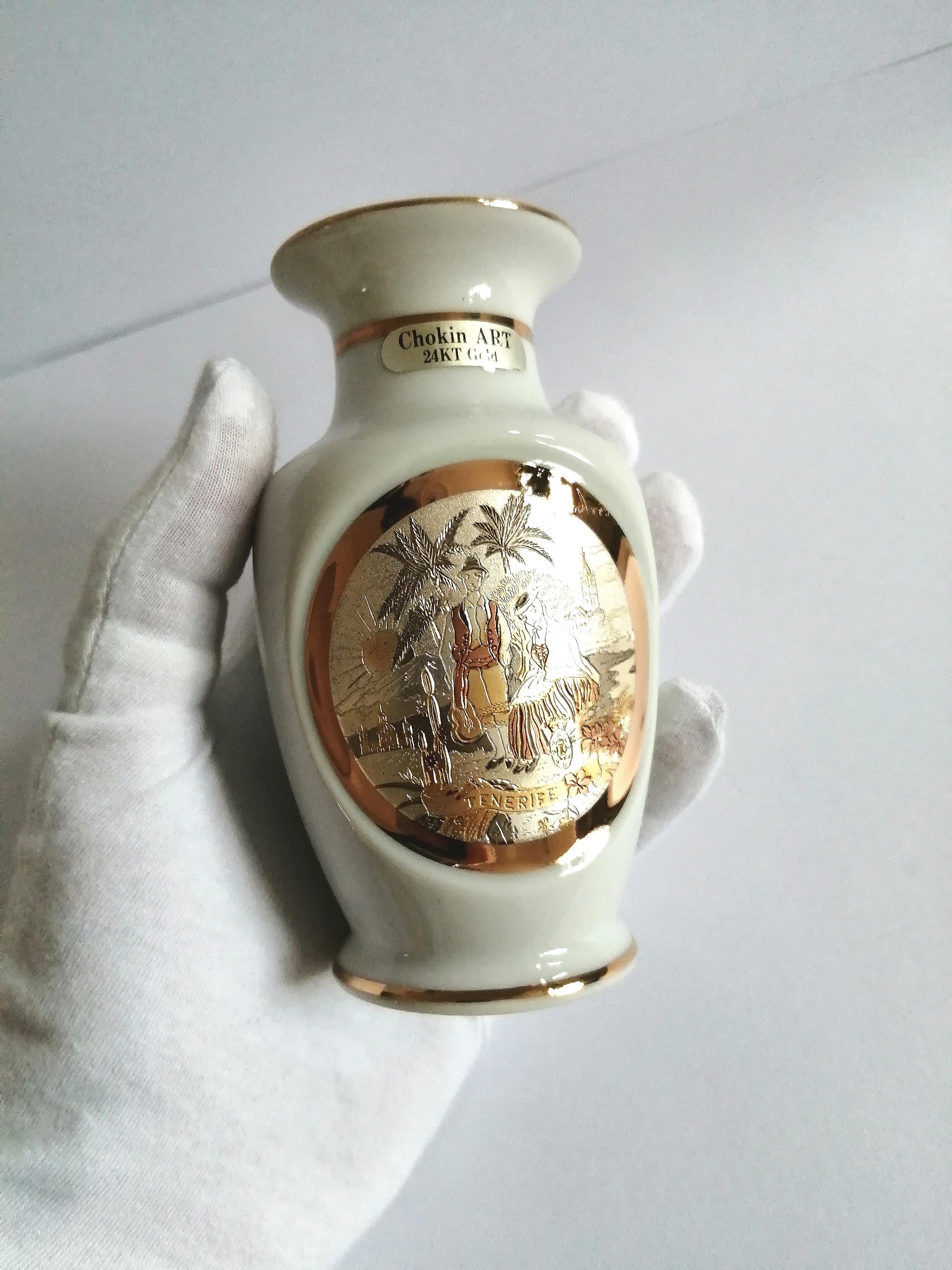 Minimalist Vintage Chokin Art 24 Kt Gold Gild Porcelain Minimalist Vintage Chokin Art 24 Kt Gold Gild Porcelain
