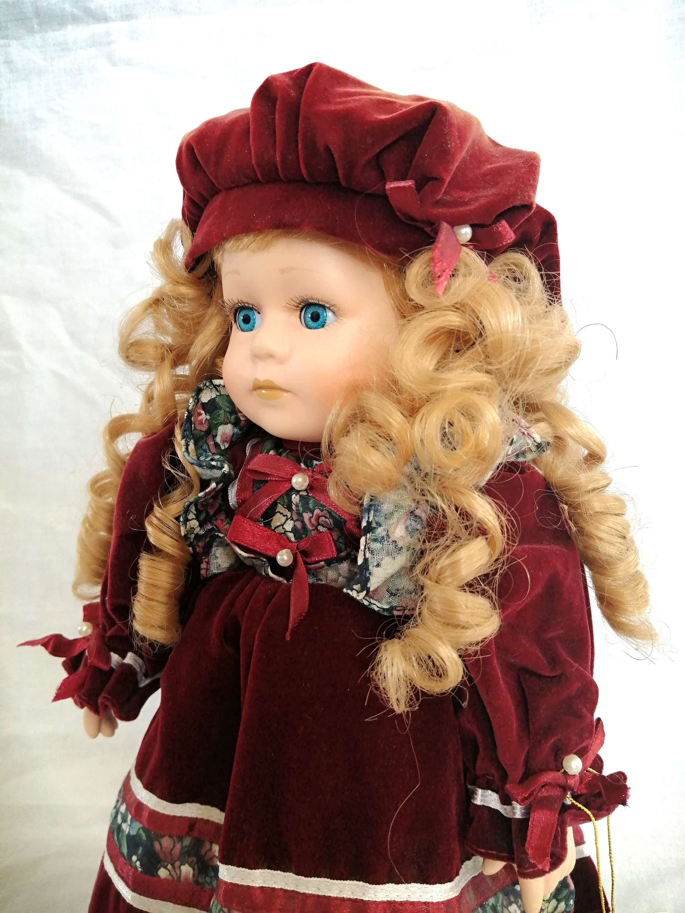Porcelain Vintage Doll Toy Collectible the Leonardo Collection