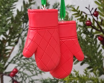 Oven Mitt Ornament - Kitchen Christmas Decoration - Baking Cooking Bake Household Housewares Cookies Grandma Stocking Stuffer