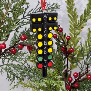 Adorno de carreras de aceleración / Adorno navideño con luces de carreras / Regalo de Navidad / Adorno navideño para amantes de los autos