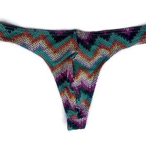 Abstract print men&#39;s super slim stretchy thong swimwear