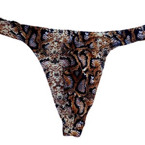 Herren-Tanga aus Baumwolle mit Schlangenhaut-Print – weich & stilvoll