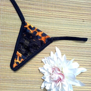 Animal pattern-lace micro string thong