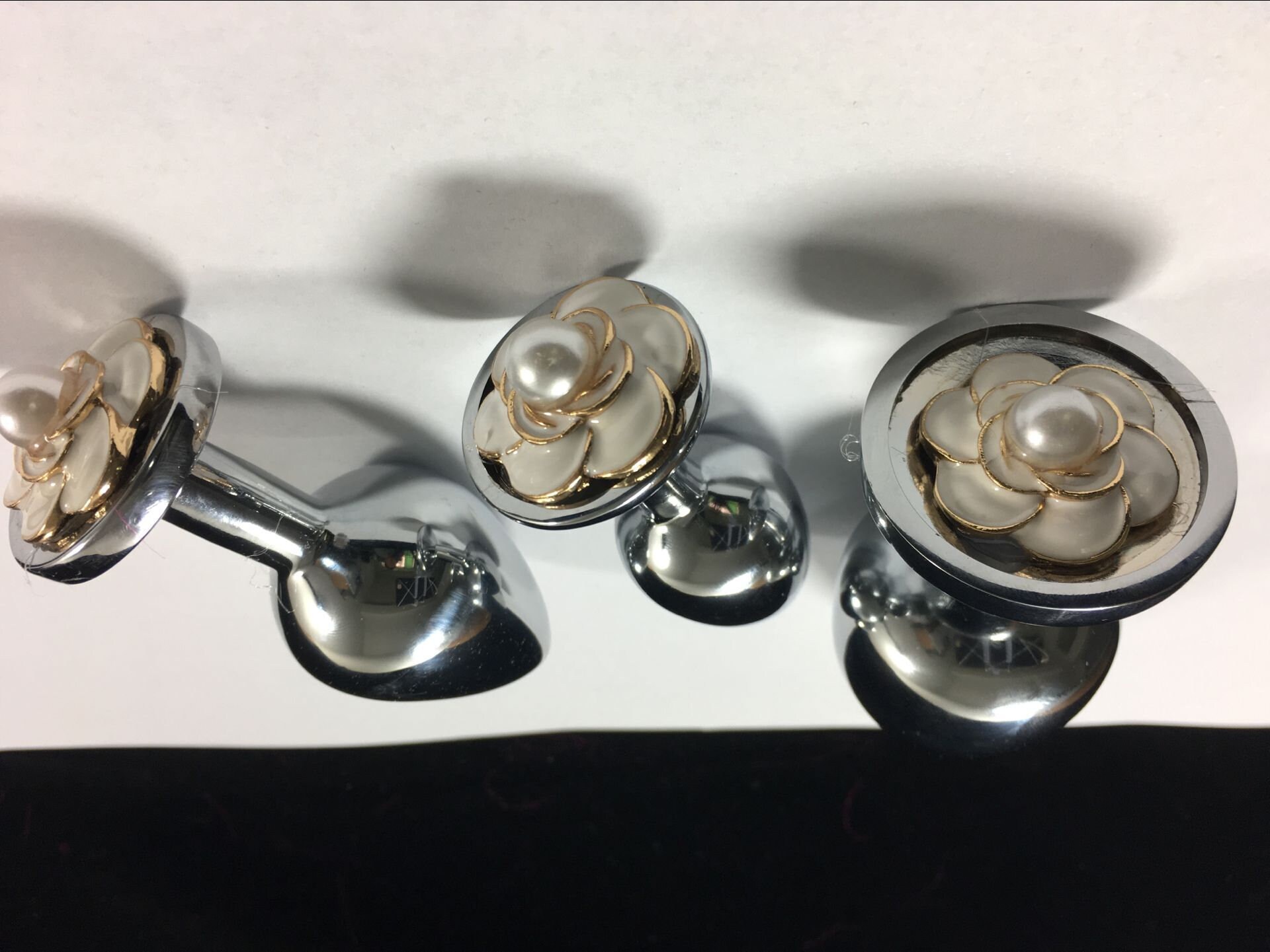 amateur lesbian ass plug