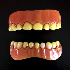 Nubbs Teeth Short Creepy Costume Appliance Veneers Dental Distortions 2.0 FX Fangs