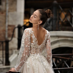 Wedding Dress Gloria / Fairy Wedding Dresses / Lace Wedding Dress / Boho Wedding Dress / Bohemian Gown / Tulle Wedding Dress