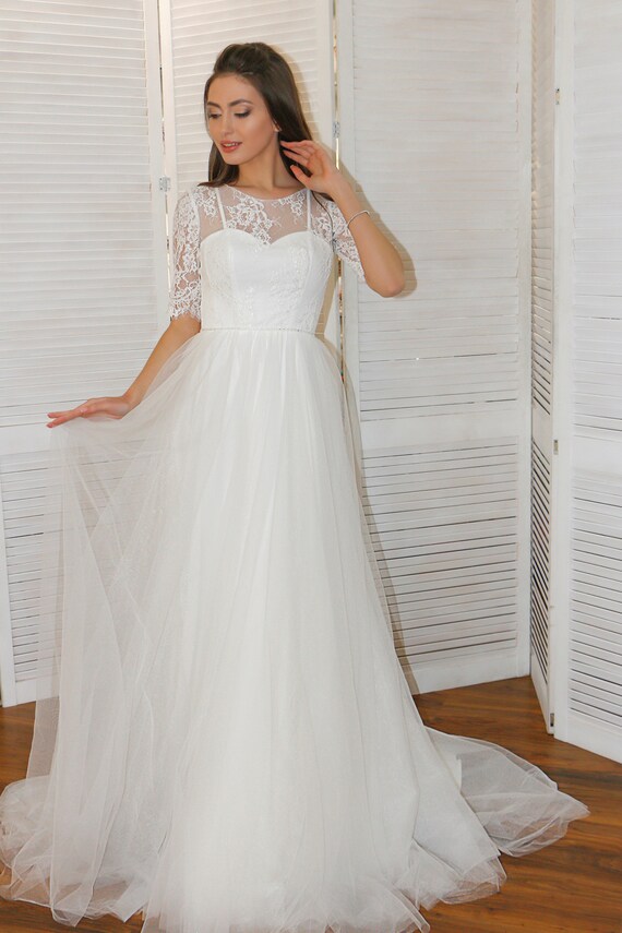 short sleeve wedding gowns