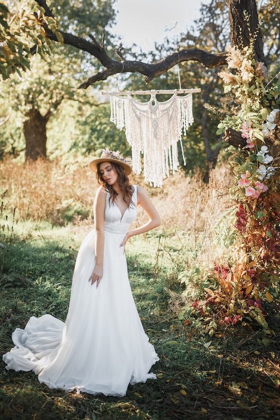 Wedding Dress Gloria / Fairy Wedding Dresses / Lace Wedding Dress / Boho Wedding Dress / Bohemian Gown / Tulle Wedding Dress - Etsy Wedding Dress Gloria / Fairy Wedding Dresses / Lace Wedding Dress / Boho Wedding Dress / Bohemian Gown / Tulle Wedding Dress - Etsy