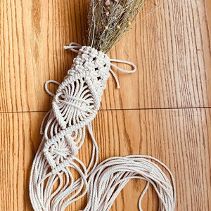Macrame Bouquet Wrap