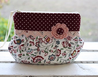 Make-up bag, cosmetic bag, romantic, playful, lace, vintage, knick-knack bag, bemali, crochet flower, flower tendrils, dark red