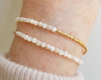 Dainty Mother of Pearl June Birthstone Bracelet, 18k Gold-Filled Clasp, Tiny Gold Seed Bead Bridesmaid Bracelet, Pearl Jewelry Gift For Mom