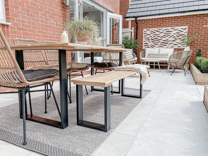 Table À Manger Et Banc