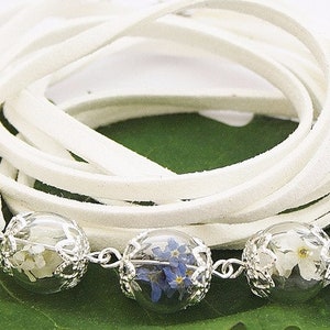 Echte Vergissmeinnicht weiß & blau Wickelarmband Armband Schmuck Blütenschmuck Brautschmuck Braut Blumen Abschiedsgeschenk Abschied Kette Bild 1