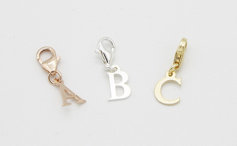 1 Charm Buchstaben Initiale Anhänger zur Wahl Buchstabenanhänger Initialen Karabiner A B C D E F G H I J K L M N O P R S T U V W X Y Bild 4