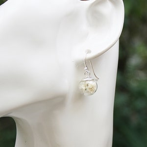 Schleierkraut Ohrringe Silber 925 ivory , Brautschmuck mit echten Blumen im Boho Style, wahlweise mit echtem dunkelgrünen Moos Bild 6