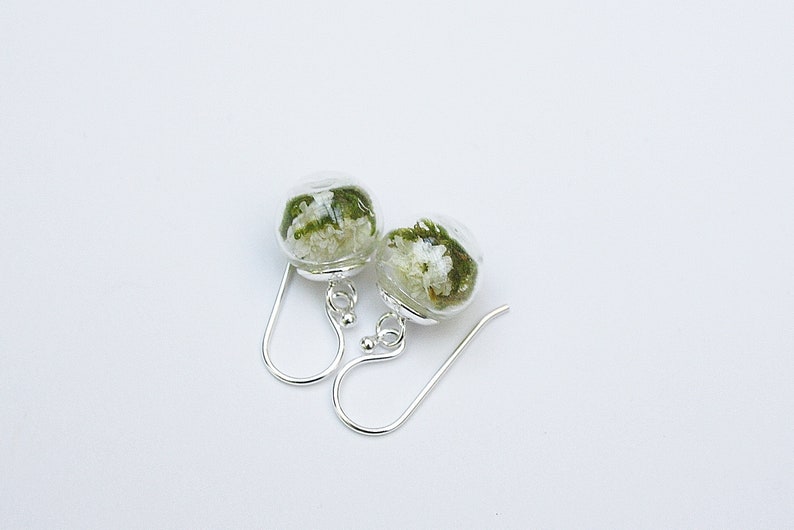 Gypsophila earrings silver 925 ivory, bridal jewelry with real flowers in boho style, optionally with real dark green moss image 8