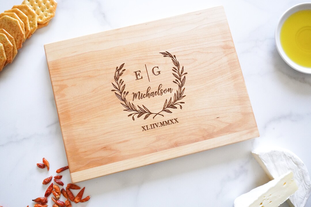 Custom Cutting Board Engraved Cutting Board Wreath Cutting Etsy