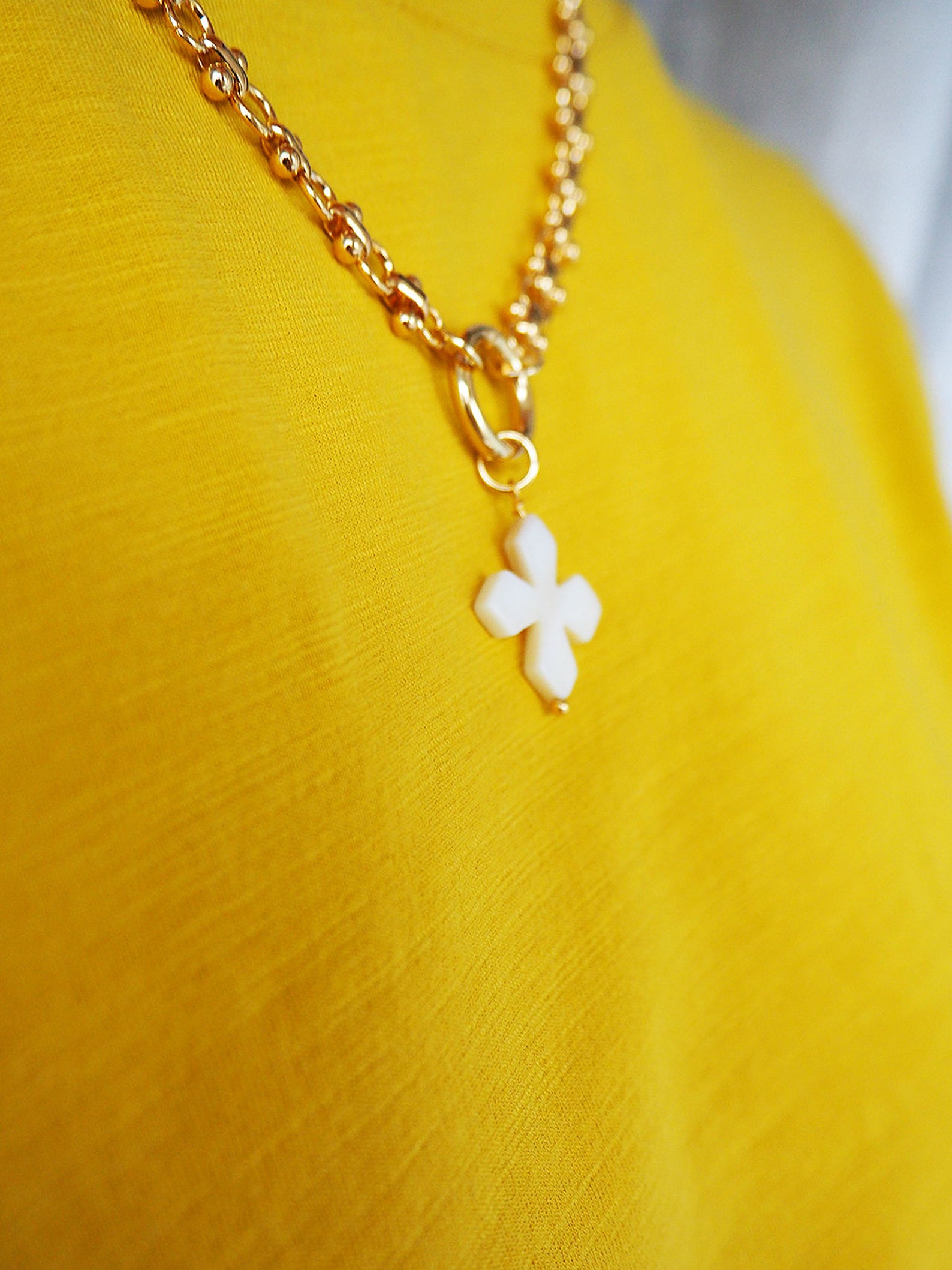Mother of pearl clover necklace gold chunky chain with white Etsy