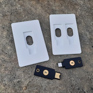 Yubikey 5 / 5C NFC-Kartenhalter (Einzel- und Dual-Token-Optionen verfügbar)