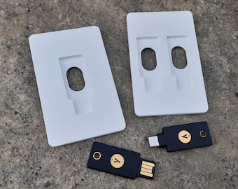 Yubikey 5/5C NFC カードホルダー（シングルトークンとデュアルトークンのオプションあり）
