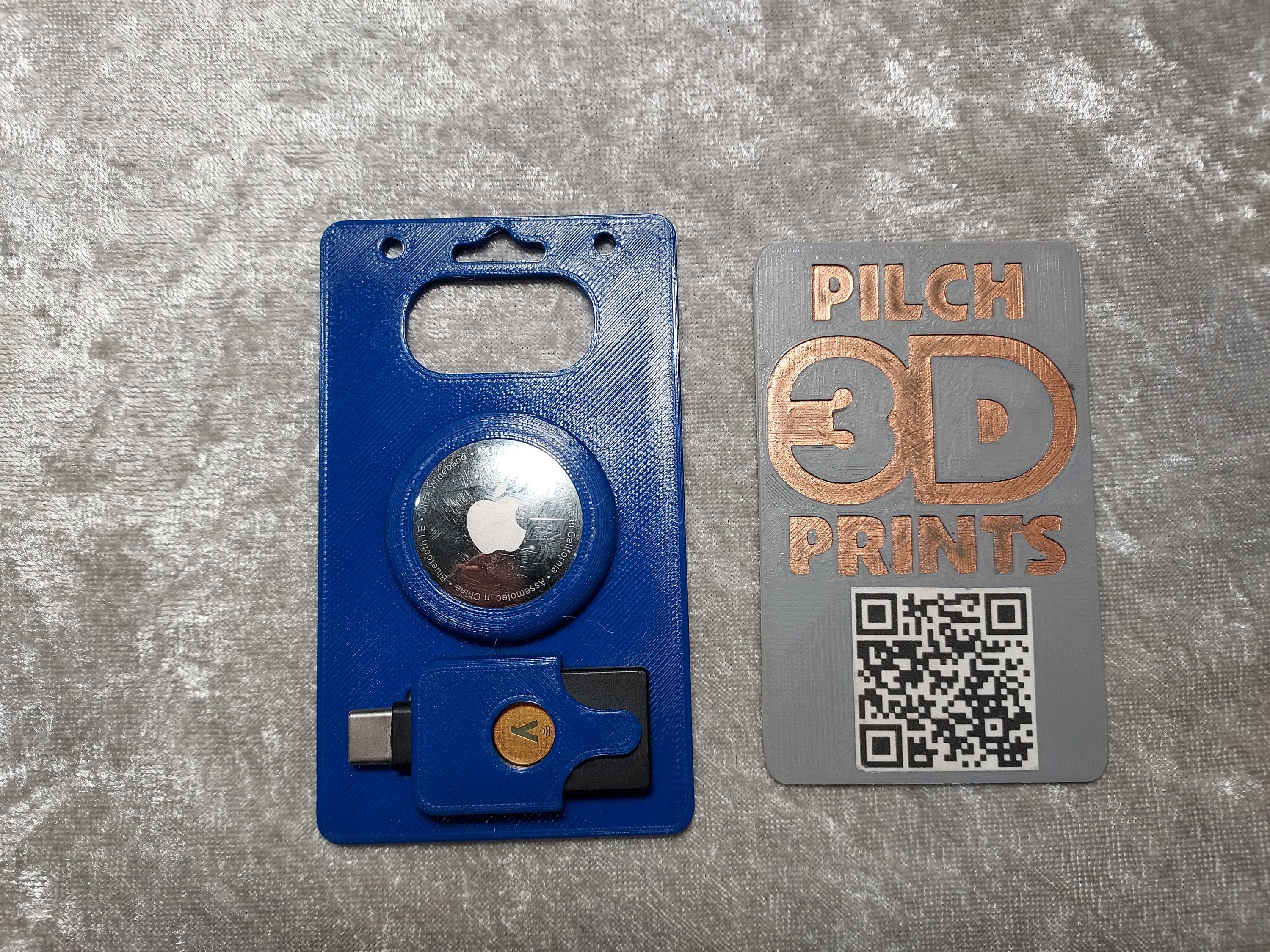Apple AirTag Yubikey 5c NFC (1-3) Badge Holder - Etsy
