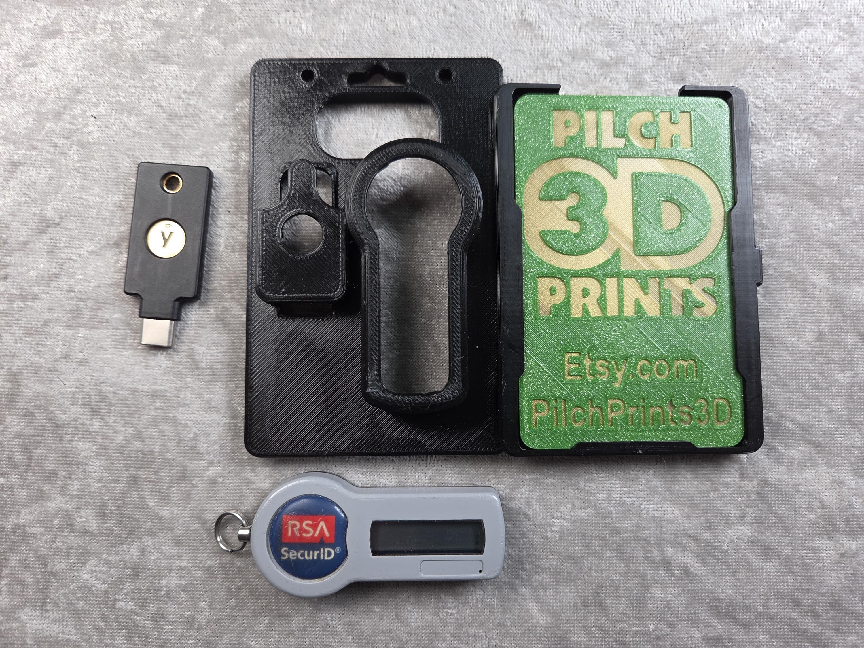 Folding RSA Securid Yubikey 5c NFC (USB-C) (2-4) Badge Holder