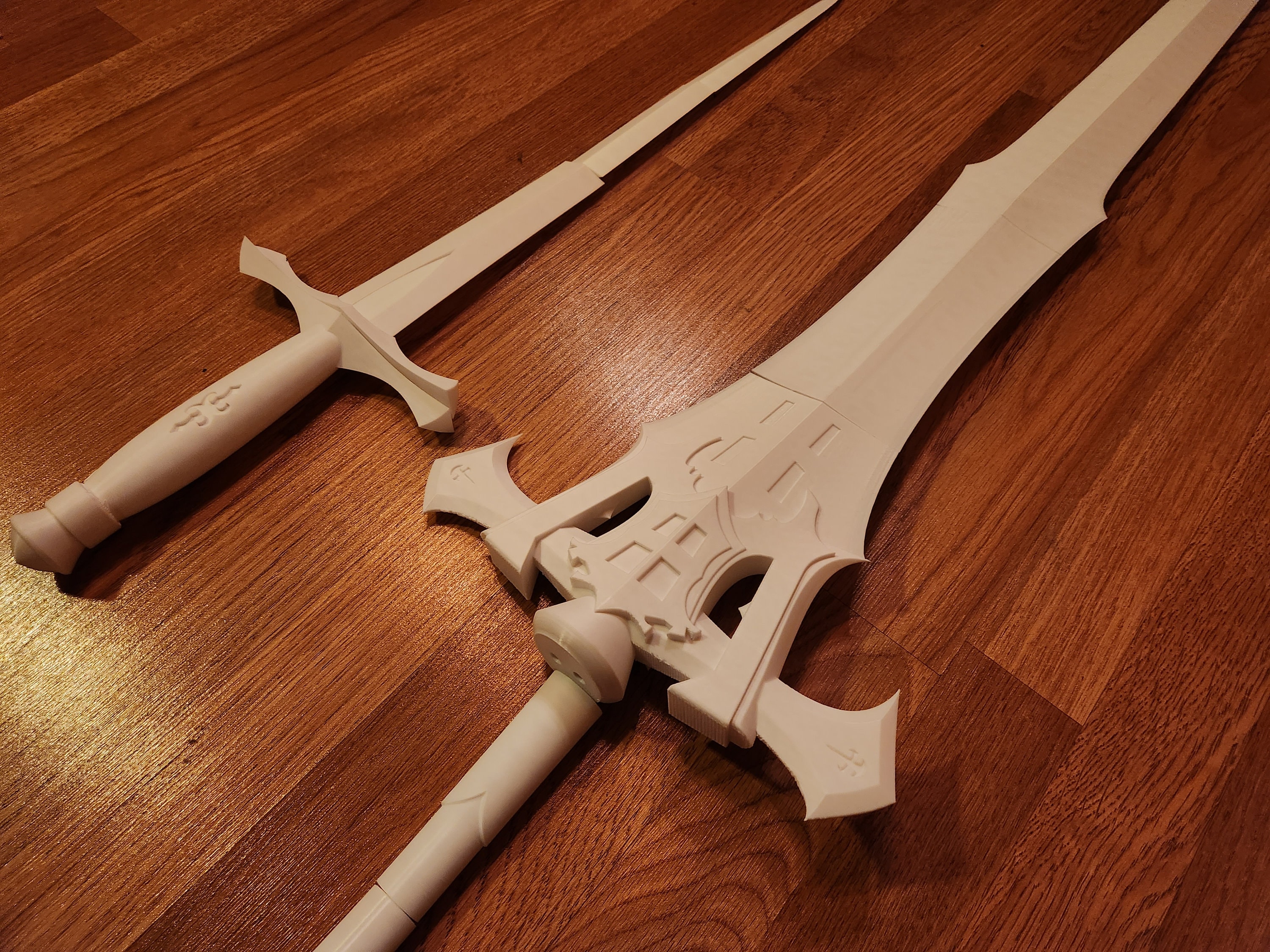 クライヴの剣、インヴィクタス/Clive's Invictus Blade　4種 Clive's Invictus & Side Sword FF16 3d Printed Kit - Etsy