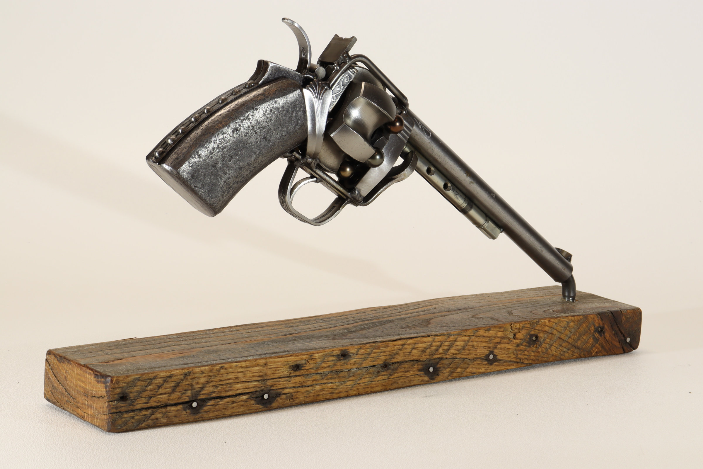 Métal fil revolver pistolet pistolet sculpture arme de poing