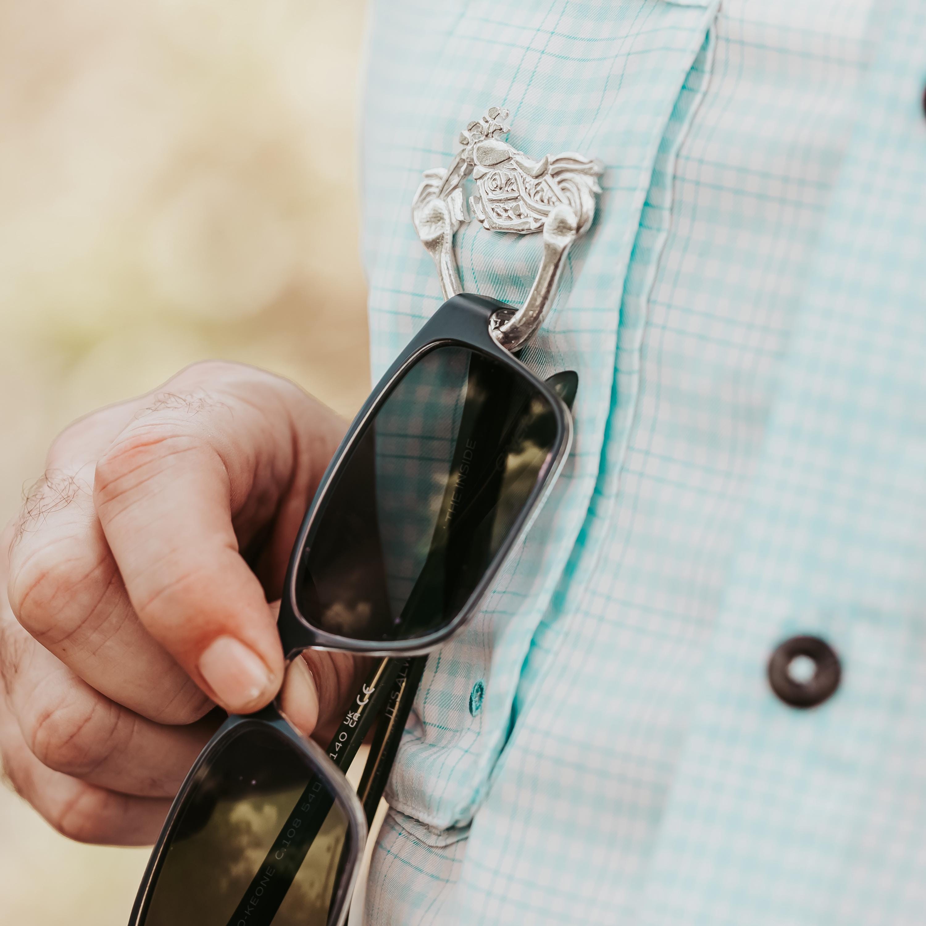 リアルマッコイズ GRENADE PIN EYEWEAR HOLDER 人気商品 リアルマッコイズ GRENADE PIN EYEWEAR HOLDER - メルカリ